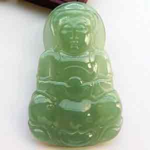 浅绿色的翡翠好吗？翡翠的种类与价格